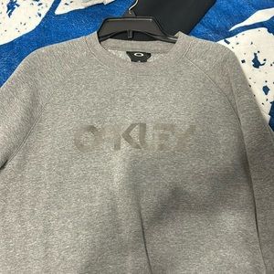 Oakley grey crewneck